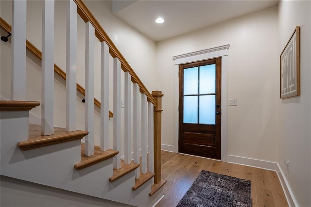 826 Grove Bend