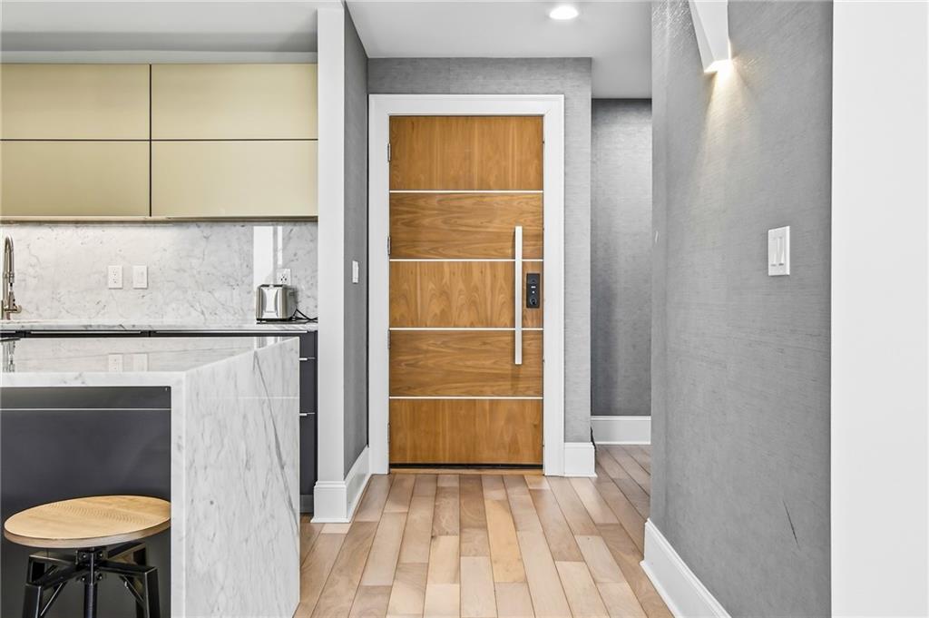 1280 W Peachtree Street NW 4003