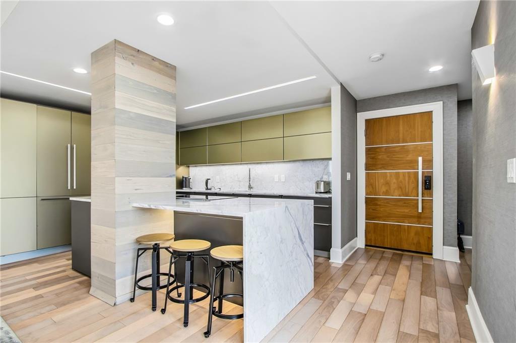 1280 W Peachtree Street NW 4003
