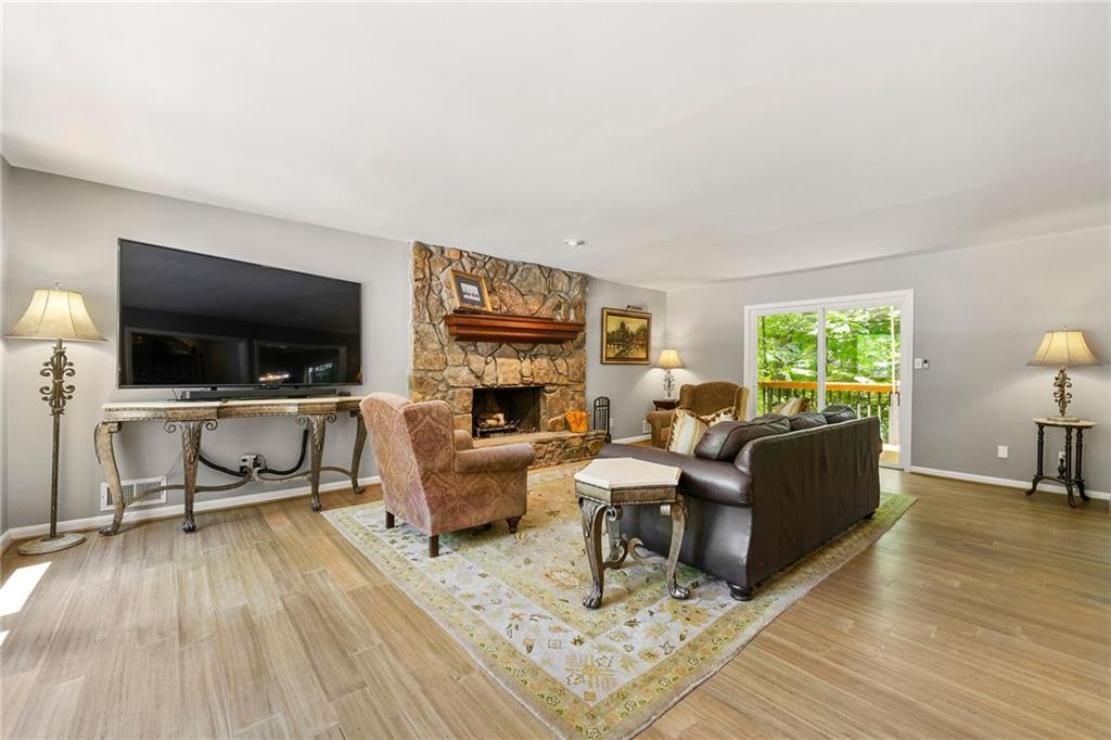 Loch Highland - Residential