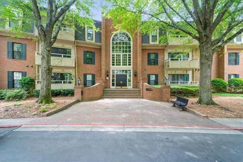 Condo For Sale - 25104 Plantation Drive<br/> Fulton County, Atlanta, GA 30324
