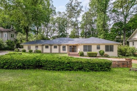 Photo of 757 Old Ivy Road NE, Atlanta, GA 30342 (MLS # 7695363)