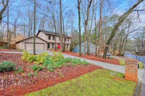 Photo of 1210 Martin Ridge Road, Roswell, GA 30076 (MLS # 7727380)