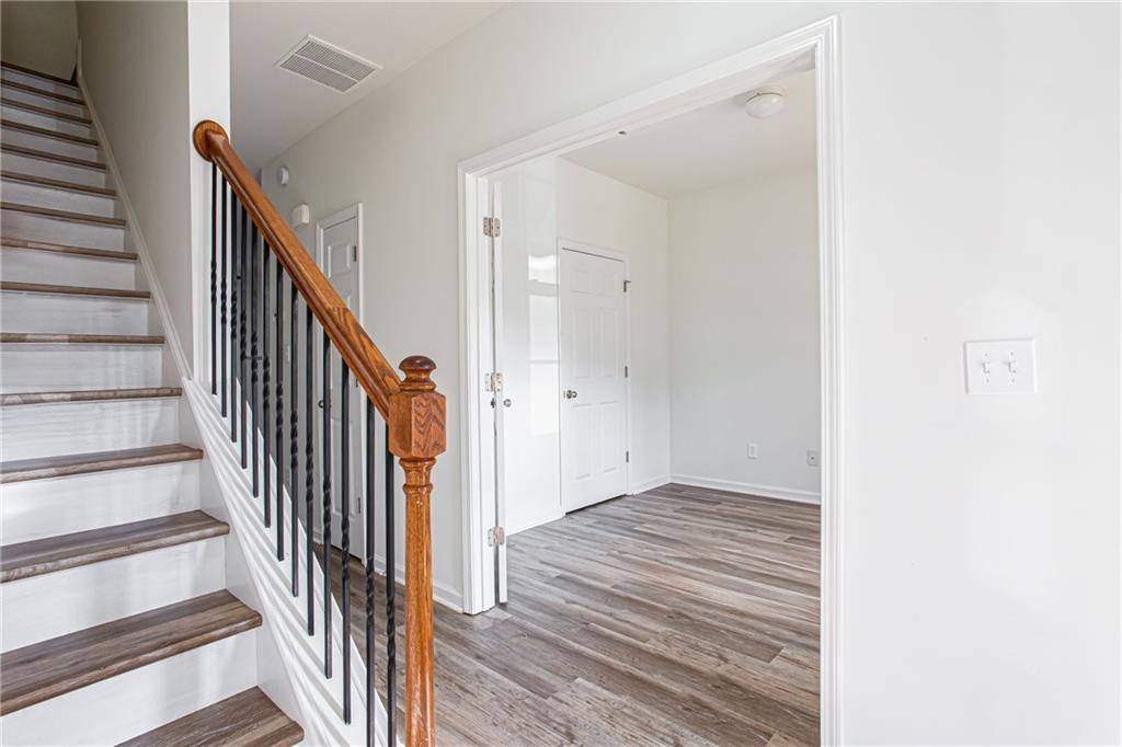 585 Mcwilliams Road SE 1406