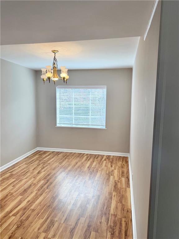 1381 Normandy Drive NE 4