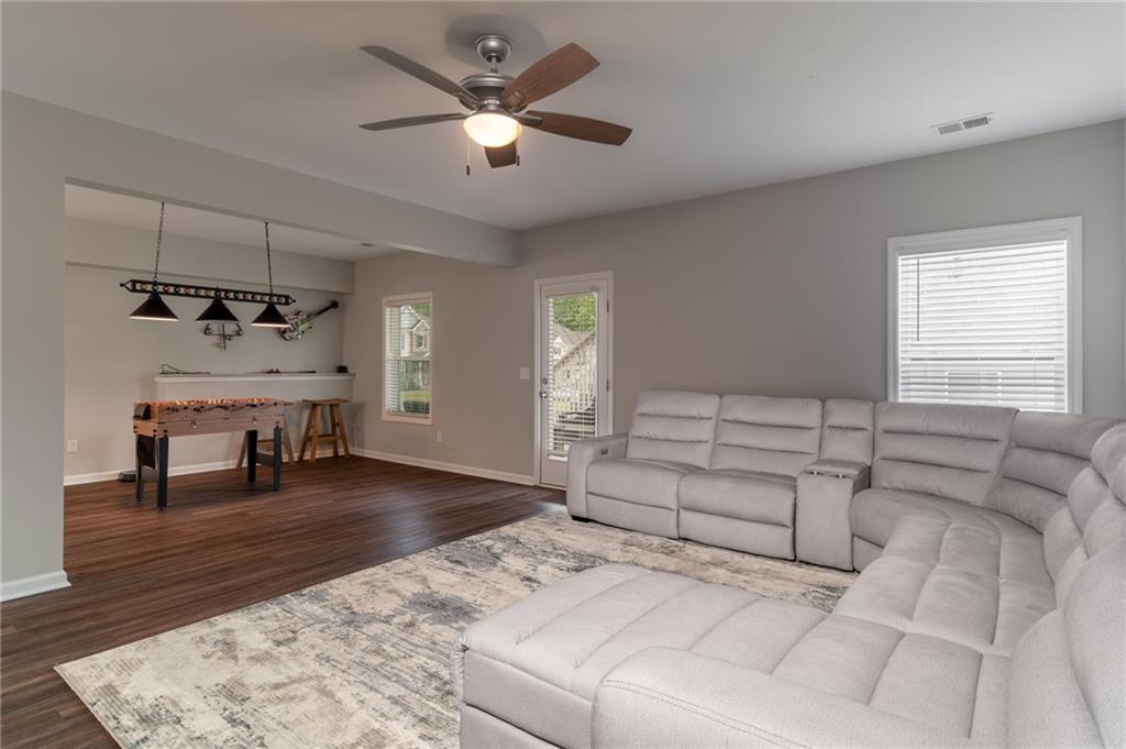 Hickory Manor - Residential