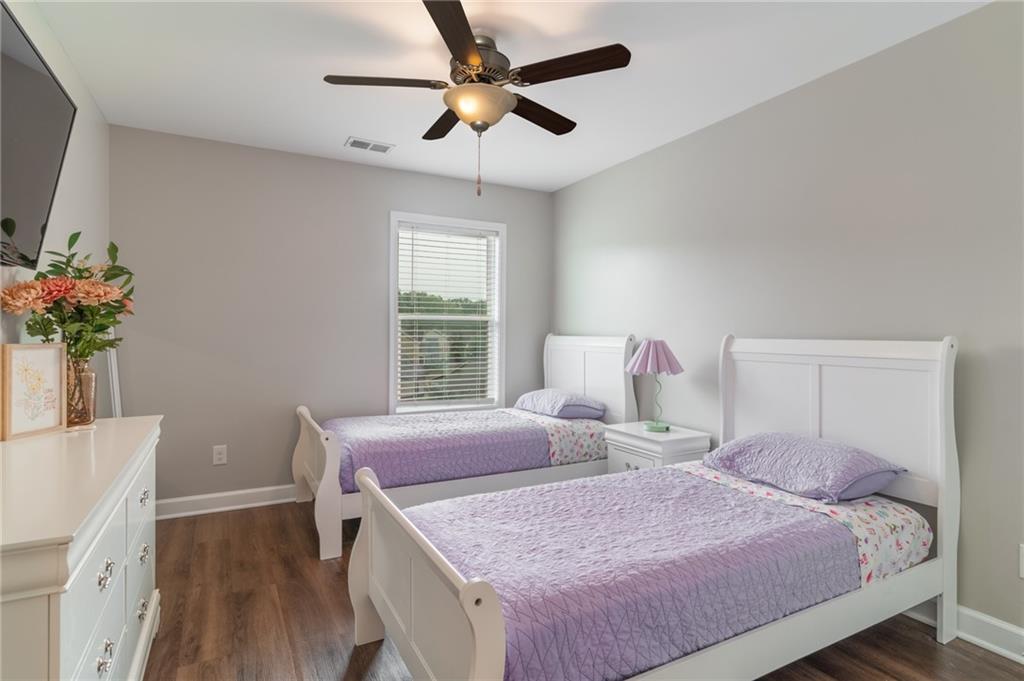 Hickory Manor - Residential