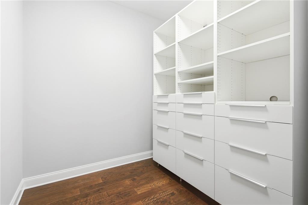270 17th Street NW 4306