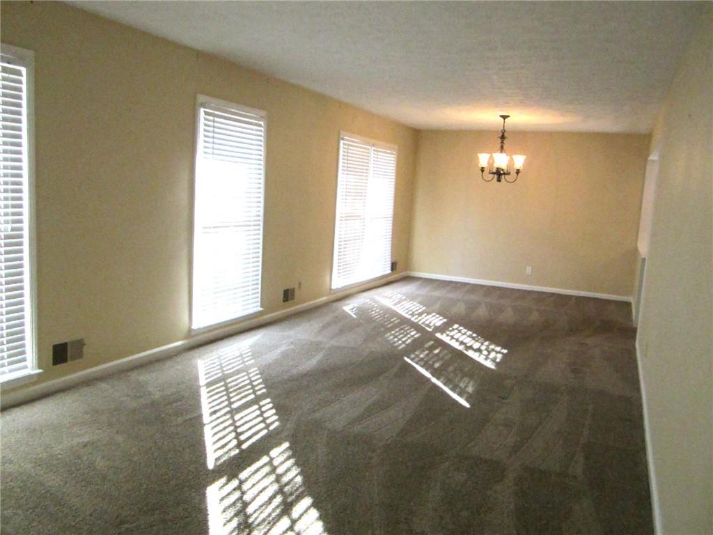 1611 Northwoods Drive