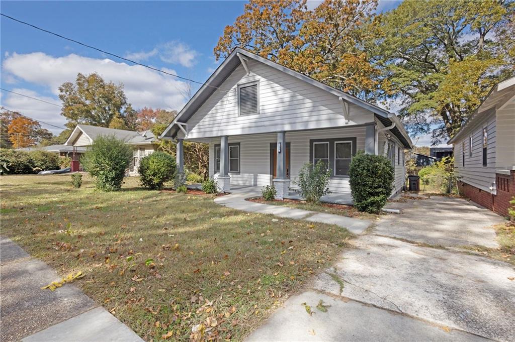 1579 Mozley Place SW