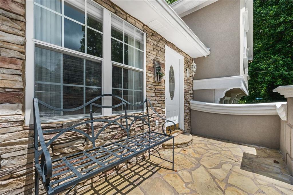 3183 MARY Drive