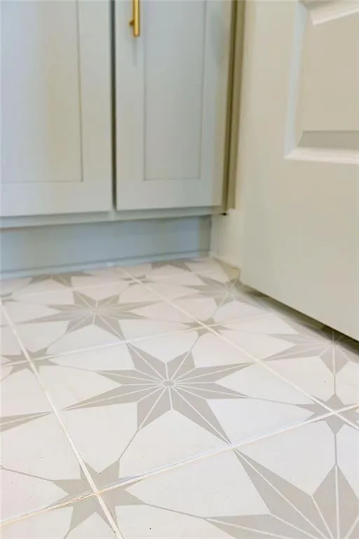 Cumming, Georgia 30028, United States, 4 Bedrooms Bedrooms, ,4 BathroomsBathrooms,Residential,Active,237320