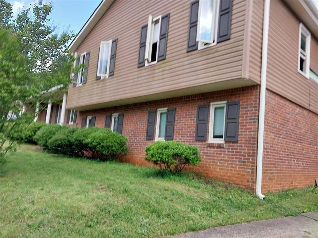 Cedar Grove - Residential Lease