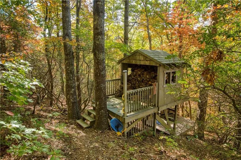 Jasper, Georgia 30143, United States, 6 Bedrooms Bedrooms, ,7 BathroomsBathrooms,Residential,Pending,22155