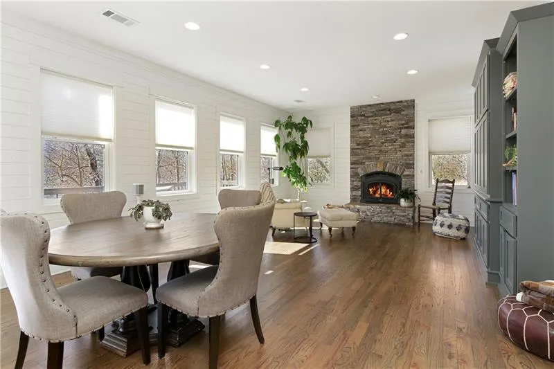 Jasper, Georgia 30143, United States, 6 Bedrooms Bedrooms, ,7 BathroomsBathrooms,Residential,Pending,22155