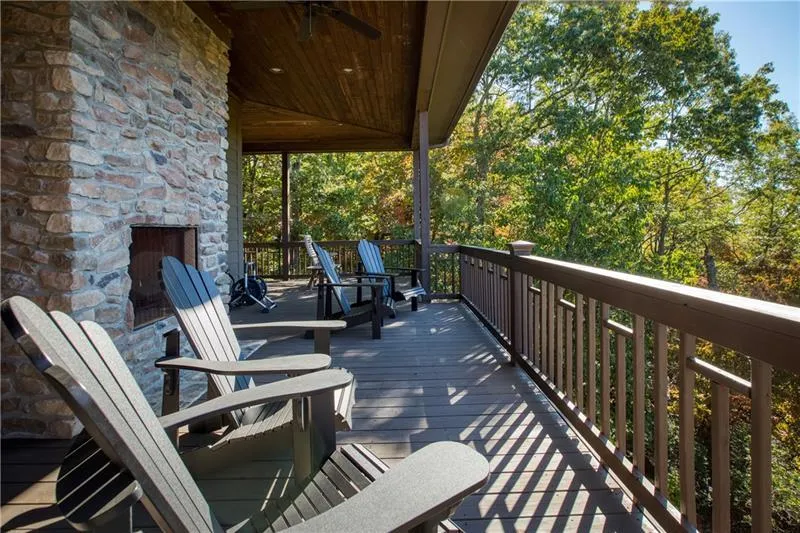 Jasper, Georgia 30143, United States, 6 Bedrooms Bedrooms, ,7 BathroomsBathrooms,Residential,Pending,22155