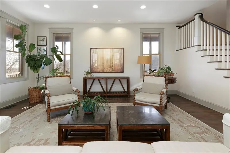 Jasper, Georgia 30143, United States, 6 Bedrooms Bedrooms, ,7 BathroomsBathrooms,Residential,Pending,22155