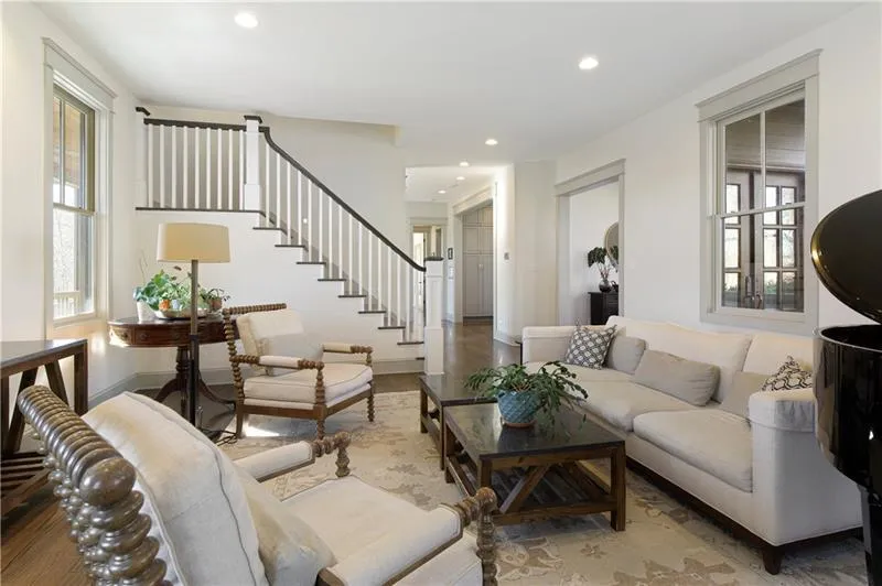 Jasper, Georgia 30143, United States, 6 Bedrooms Bedrooms, ,7 BathroomsBathrooms,Residential,Pending,22155