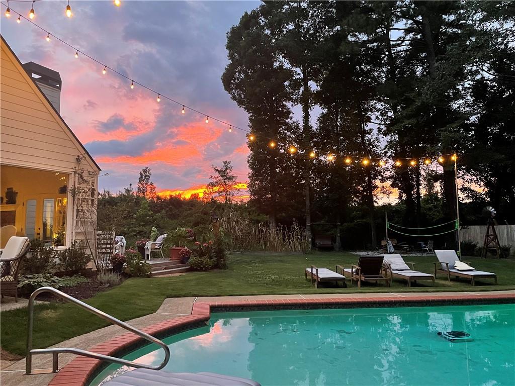 Stir up Manor - Residential