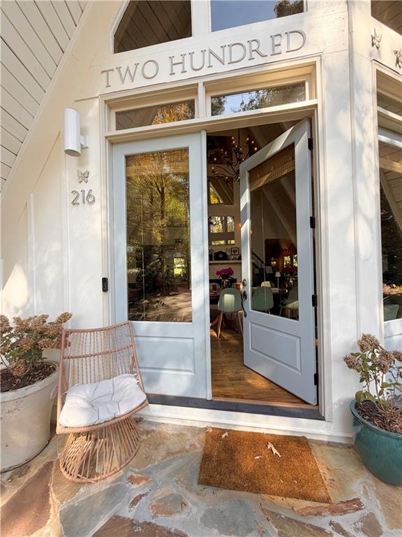 Stir up Manor - Residential