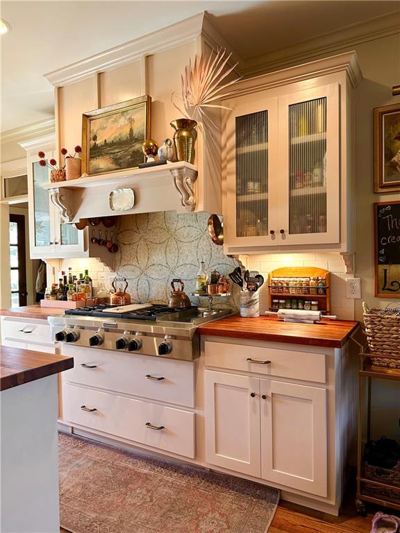 Stir up Manor - Residential