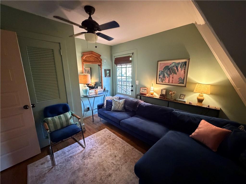 Stir up Manor - Residential