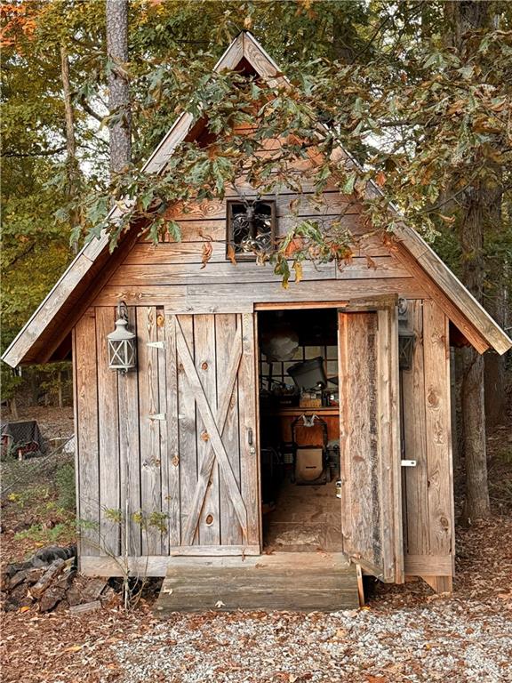 Stir up Manor - Residential