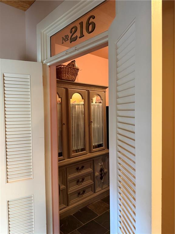 Stir up Manor - Residential