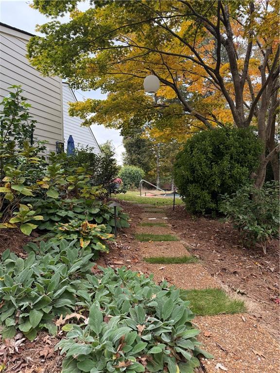 Stir up Manor - Residential