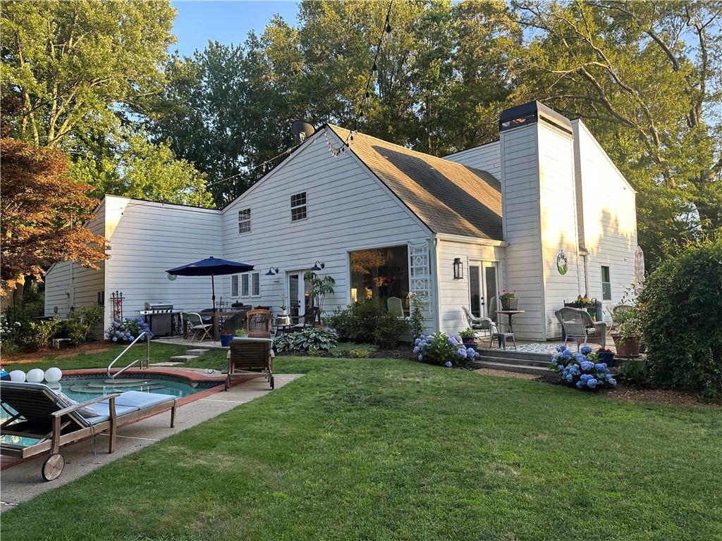 Stir up Manor - Residential