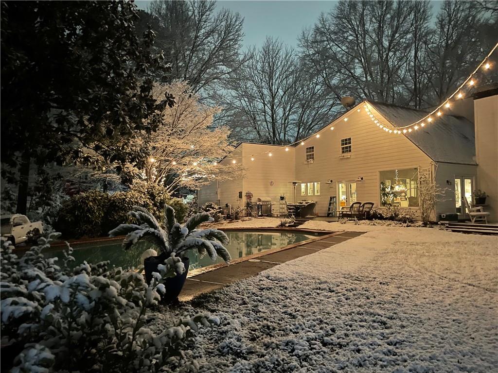 Stir up Manor - Residential