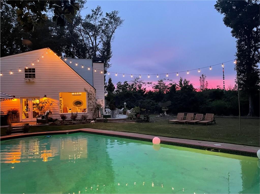 Stir up Manor - Residential