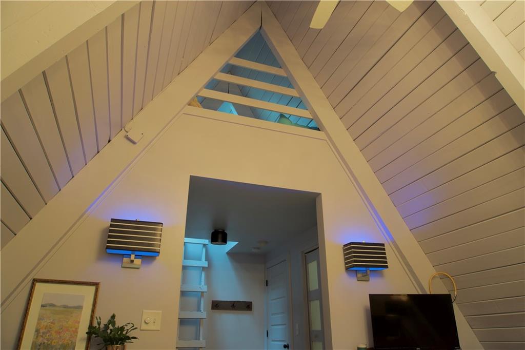 Stir up Manor - Residential