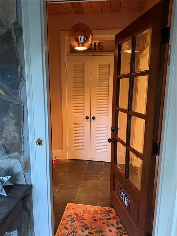 Stir up Manor - Residential