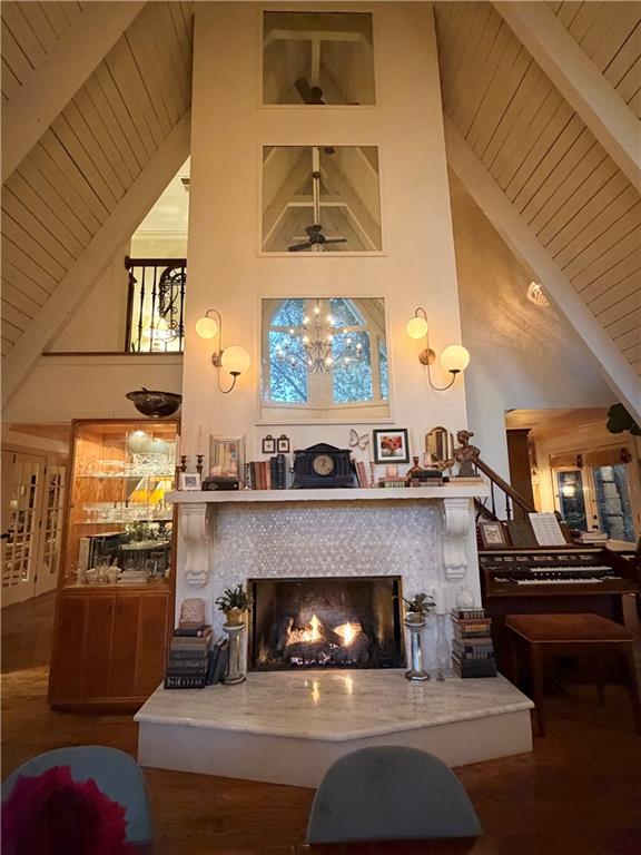 Stir up Manor - Residential