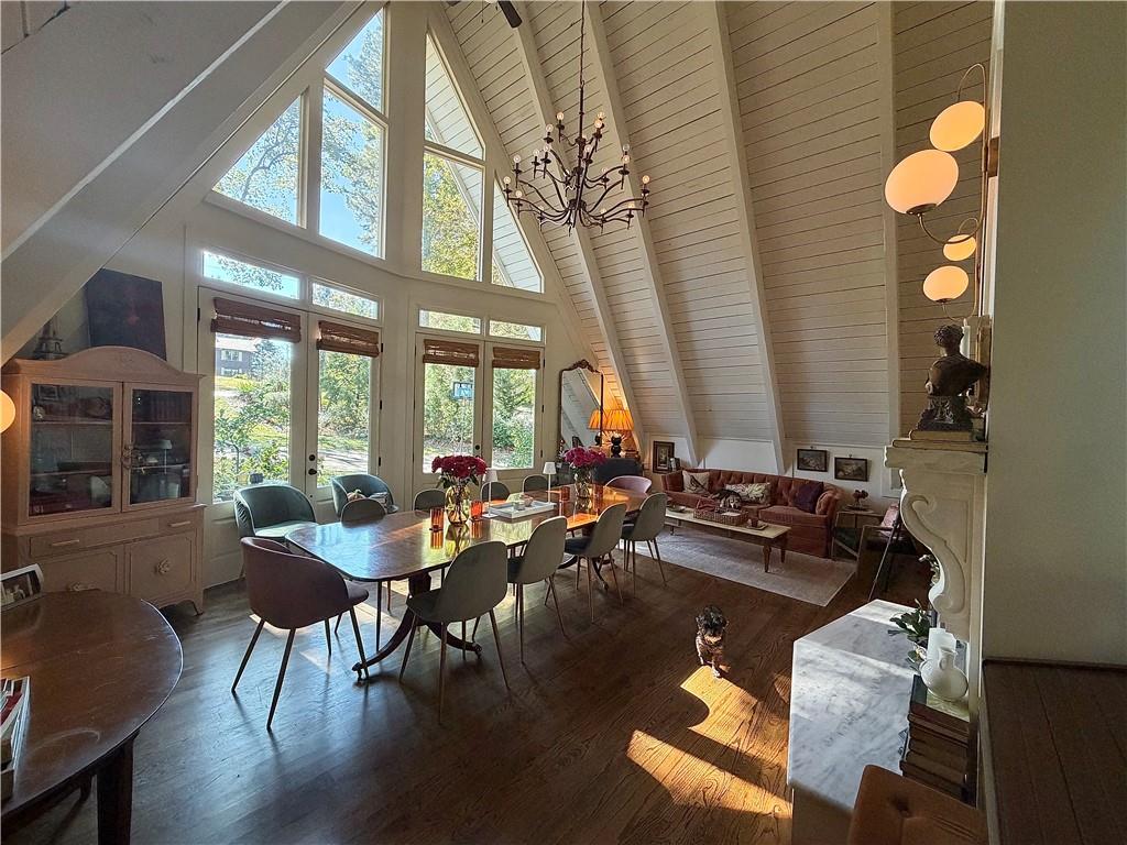 Stir up Manor - Residential