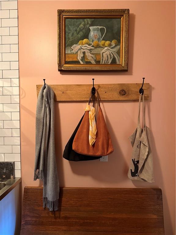 Stir up Manor - Residential