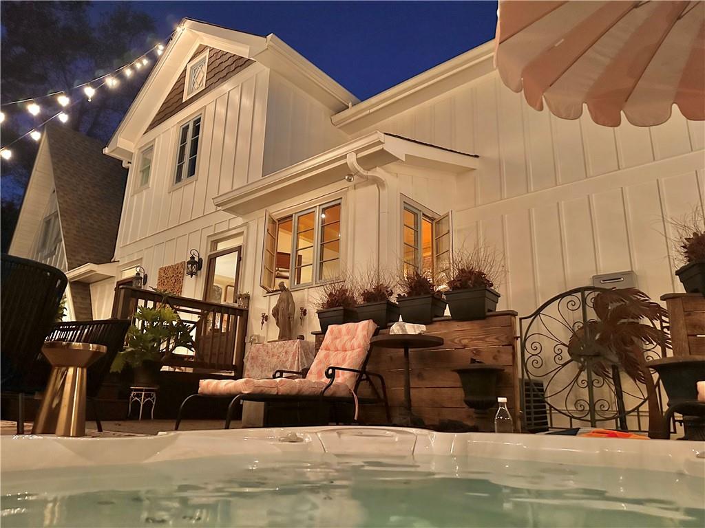 Stir up Manor - Residential