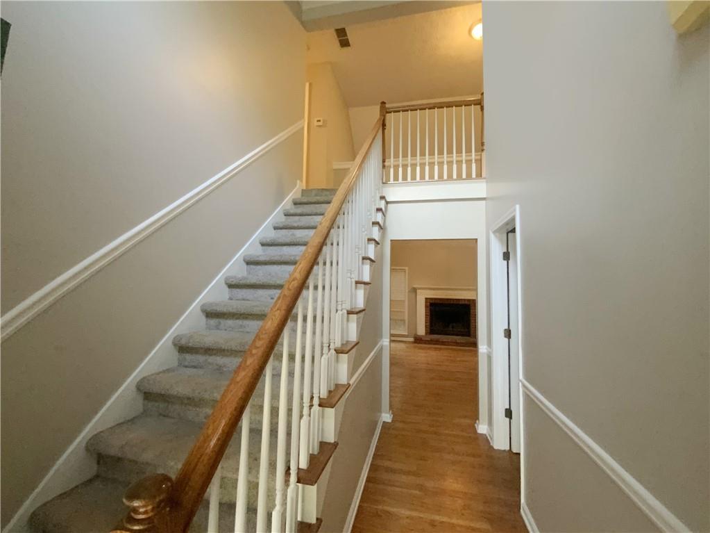1347 Velvet Creek Way SW