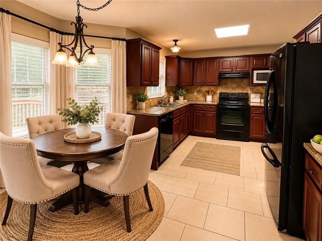 1347 Velvet Creek Way SW