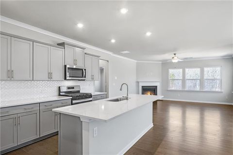A home in Fairburn