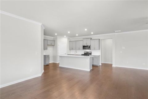A home in Fairburn