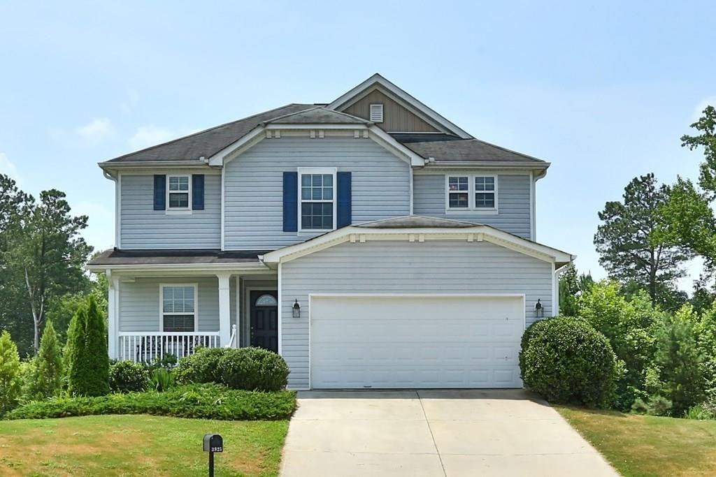 MOVE-IN READY WITH FINISHED BASEMENT! OPEN FLOOR PLAN HARDWOODS, GRANITE COUNTERS, SS APPLS, DOUBLE OVEN, UNDER CABINET LIGHTING- KITCHEN HAS IT ALL! BIG DINING AREA THAT SEATS 8+. UPSTAIRS HAS 3BD PLUS A BONUS/LOFT/OFFICE AREA. OVERSIZED MASTER W/WALKIN CLOSET. HUGE WINDOWS WITH SO MUCH NATURAL LIGHT THROUGHOUT THE ENTIRE HOME!! FINISHED BASEMENT WITH ENTRANCE TO BACKYARD! BIG DECK WITH FENCED YARD FOR PETS. LOT IS THE MOST PRIVATE WITH ALMOST 1/3 ACRE AND NO ONE BEHIND YOU. GREAT LOCATION-2 MINS TO 400, SHOPPING, GREAT SCHOOLS, AND PARKS.