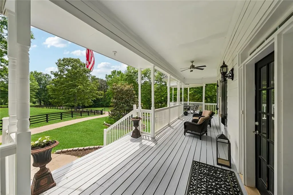 Canton, Georgia 30115, United States, 5 Bedrooms Bedrooms, ,6 BathroomsBathrooms,Residential,Active,135405