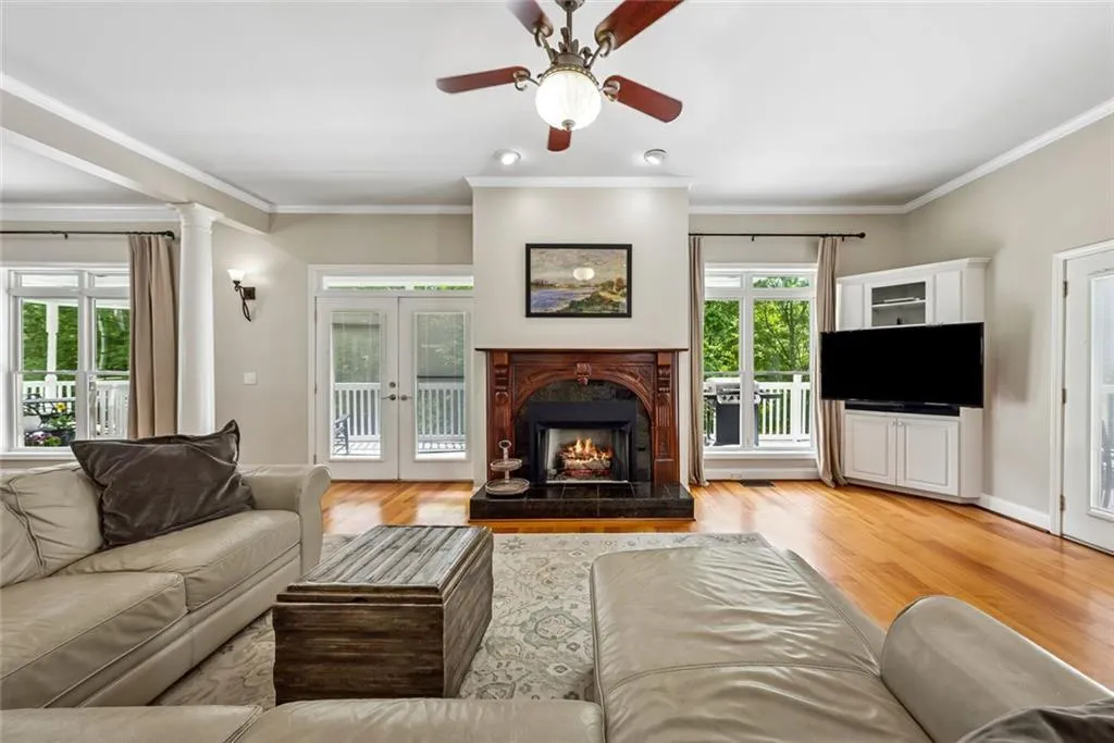 Canton, Georgia 30115, United States, 5 Bedrooms Bedrooms, ,6 BathroomsBathrooms,Residential,Active,135405