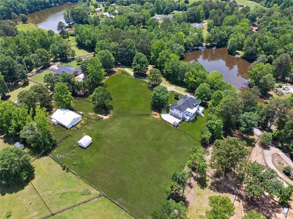 Canton, Georgia 30115, United States, 5 Bedrooms Bedrooms, ,6 BathroomsBathrooms,Residential,Active,135405