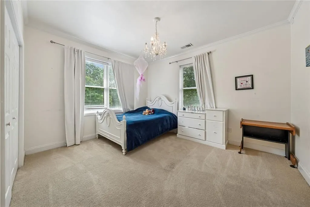 Canton, Georgia 30115, United States, 5 Bedrooms Bedrooms, ,6 BathroomsBathrooms,Residential,Active,135405