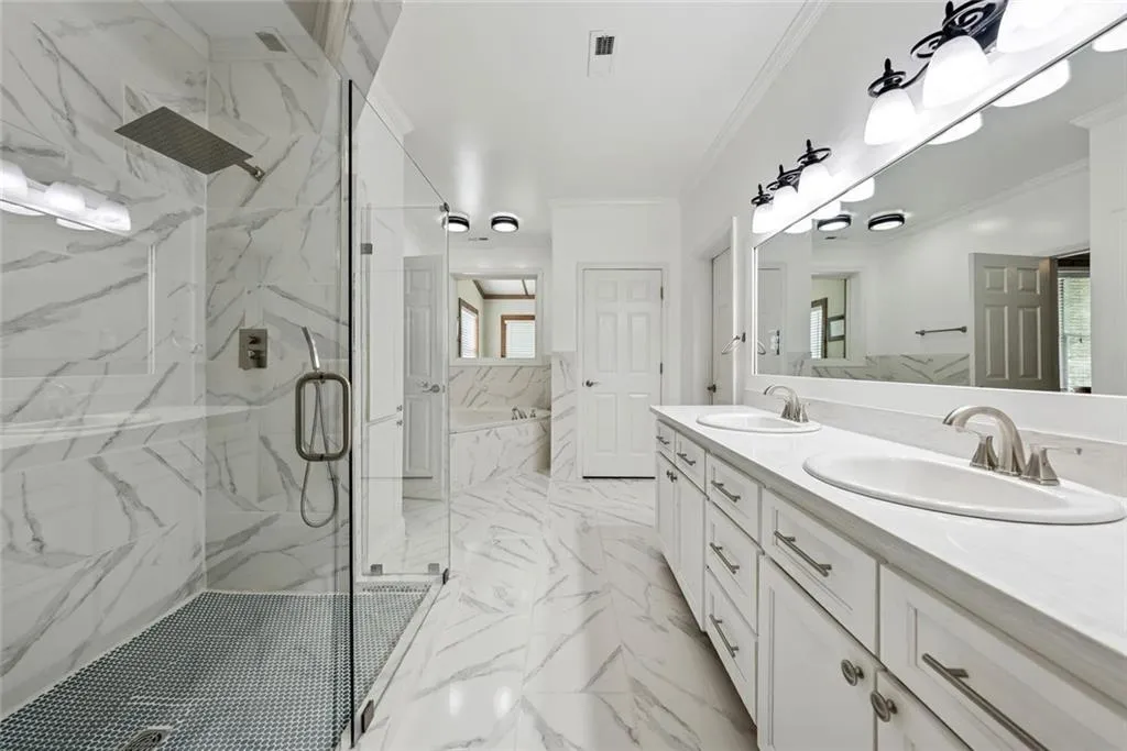 Canton, Georgia 30115, United States, 5 Bedrooms Bedrooms, ,6 BathroomsBathrooms,Residential,Active,135405