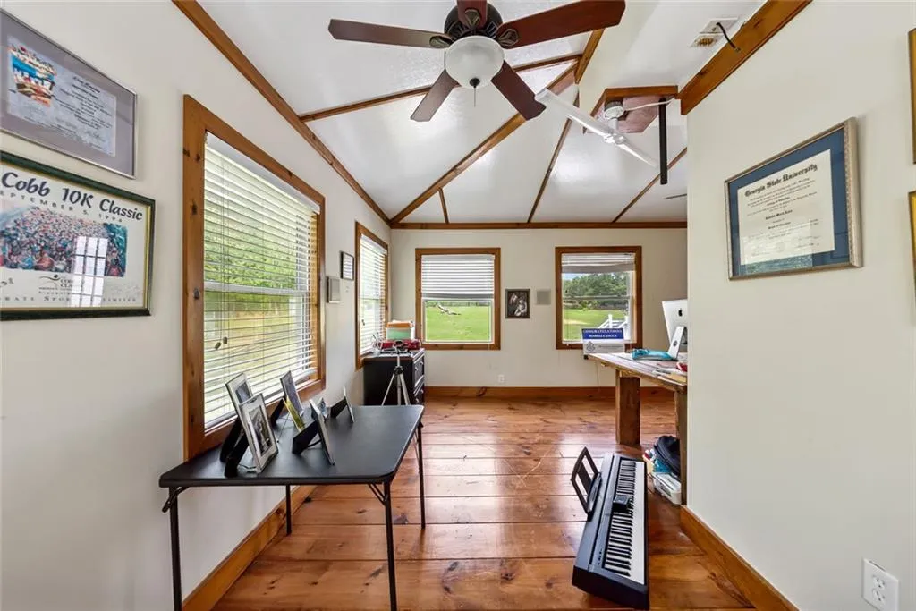 Canton, Georgia 30115, United States, 5 Bedrooms Bedrooms, ,6 BathroomsBathrooms,Residential,Active,135405