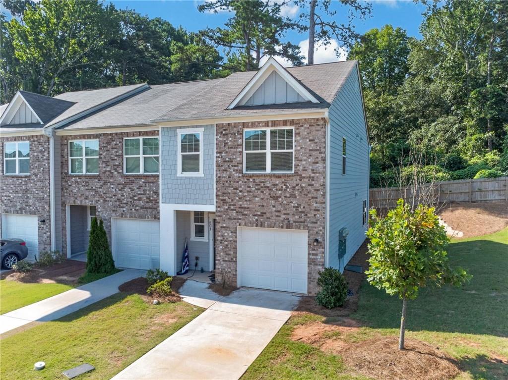 501 Magnolia Circle